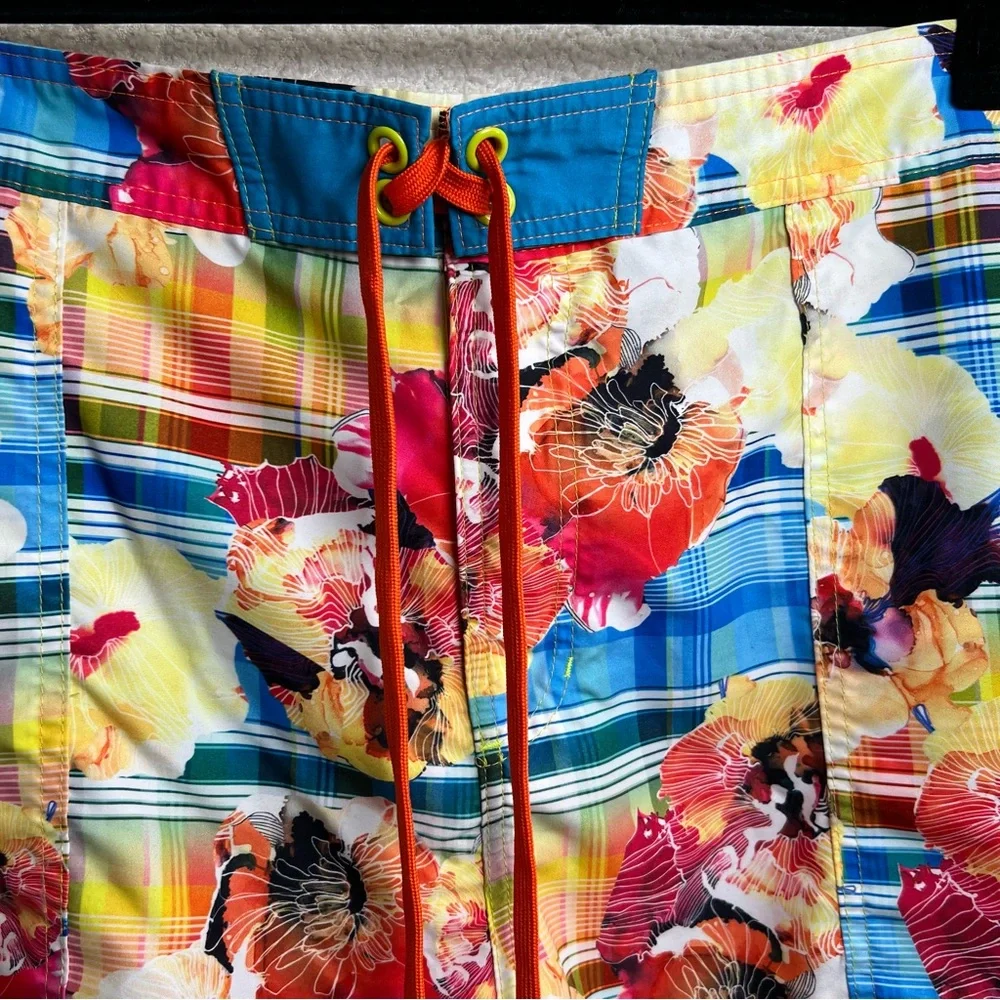 Robert Graham Men’s Swim Trunks Floral Patches Classic Fit Bathing‎ Suit Size 44